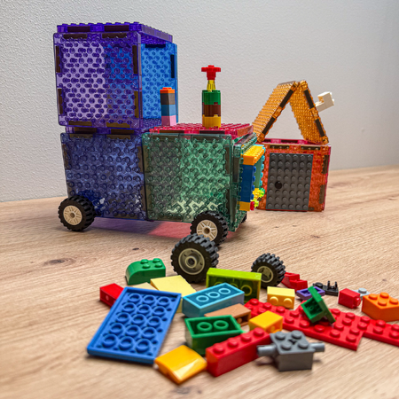 Klocki magnetyczne KOMPATYBILNE z LEGO® PASTEL 16 el. MAGNICREATIX